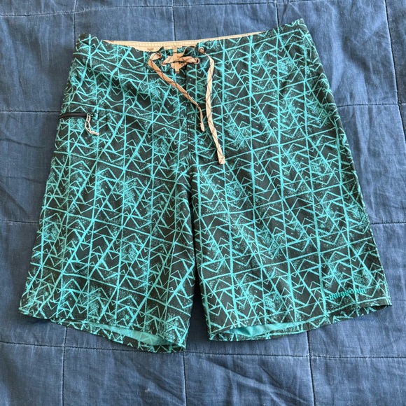 Patagonia Printed Stretch Planing 20" Boardshorts Size 31 - Picture 1 of 9